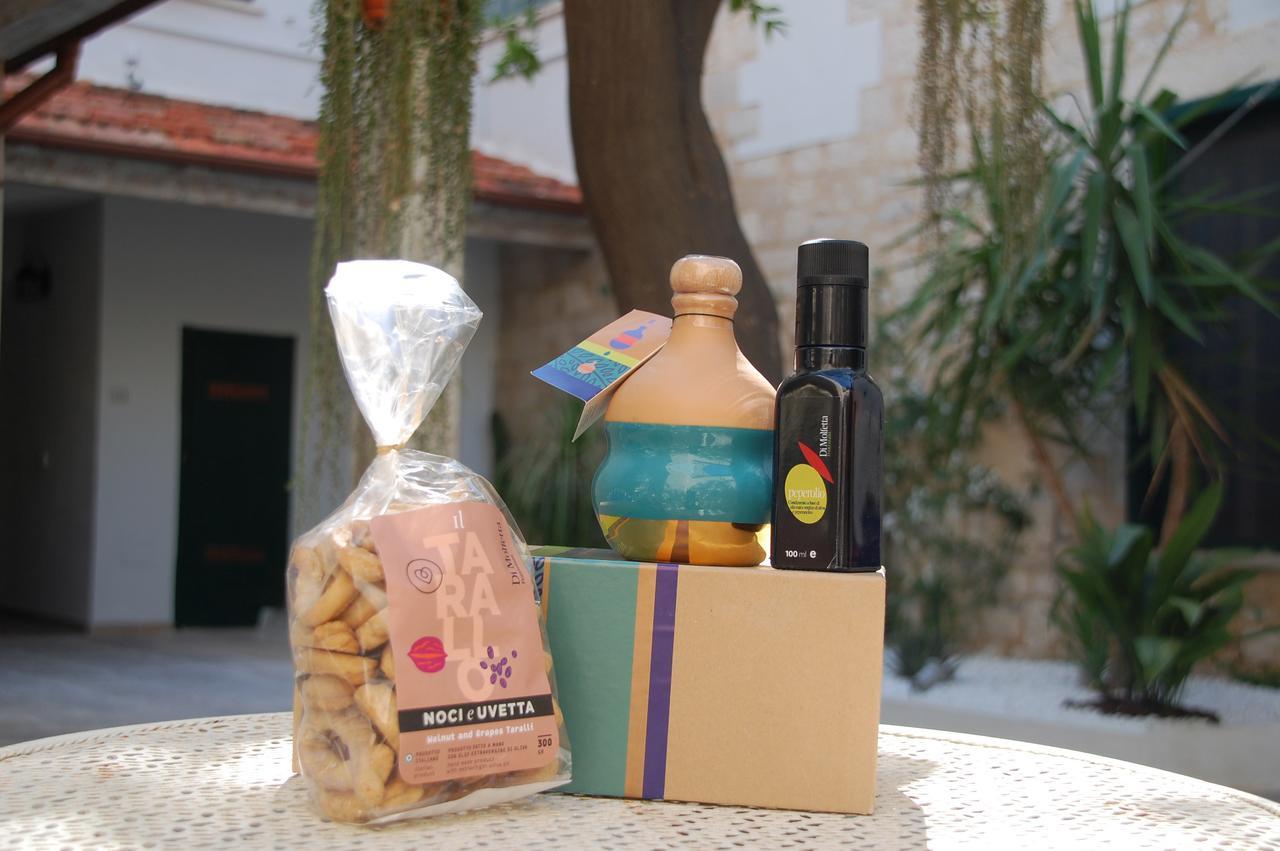 Palazzo Bianchi Domus Holidays Trani Habitación foto